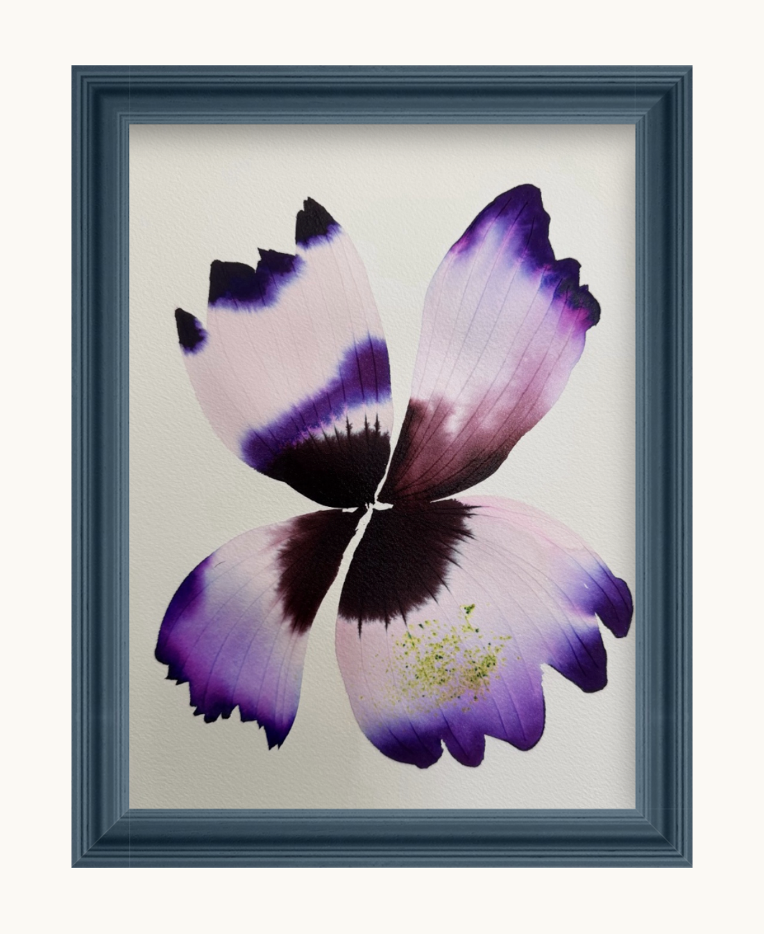 Medium inky iris 1