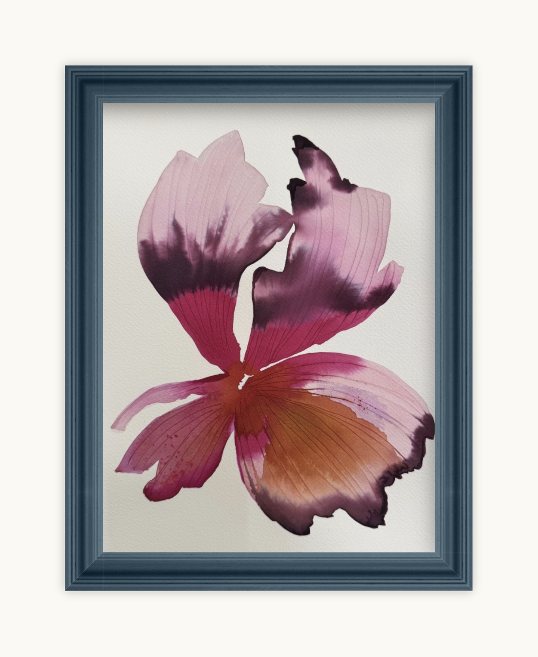 Medium inky iris 5